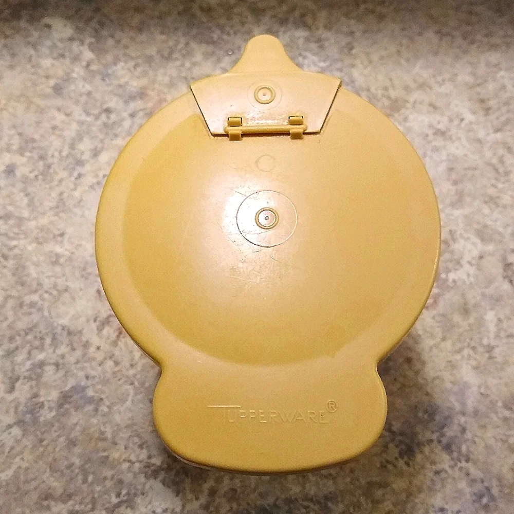 Vintage Tupperware Creamer